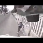 بالفيديو.. مقطع “إعتداء عنيف على رجل فى مغسلة سيارات