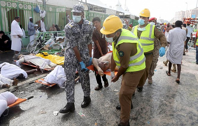 90 حاجاً إيرانياً توفوا في حادث التدافع بمنى