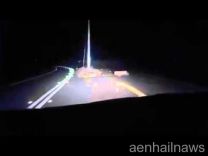 بالفيديو.. مواطن يصوّر مفاجأة غير سارّة على طريق سريع
