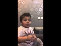 بالفيديو: جواب عفوي لطفل بحبه للمال يذهل آلاف المشاهدين