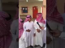 بالفيديو ….. طلاب صغار يؤدون “الدحة” بطريقة أثارت إعجاب المغردين على مواقع التواصل