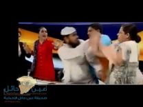 تبادل الصفعات بين رجل دين ومحامية على الهواء