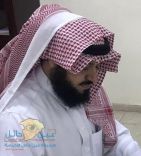 يشكر قائد مدرسة متوسطة حسان بن ثابت الاستاذ عبد الله المطلق