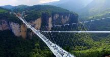 بالصور.. الصين تفتتح أعلى وأطول جسر زجاجي في العالم